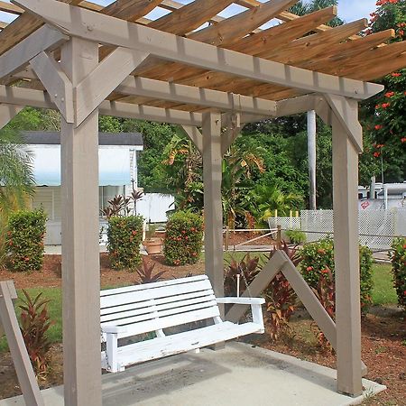 Fort Myers Beach Resort Two-Bedroom Park Model 4 Harlem Heights Екстер'єр фото